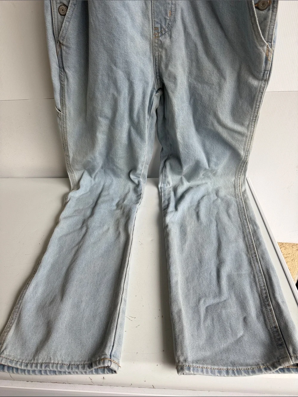 NEW OLD NAVY BIB OVERALLS SIZE 6 TALL LIGHT WASH BLUE - Picture 4 of 8